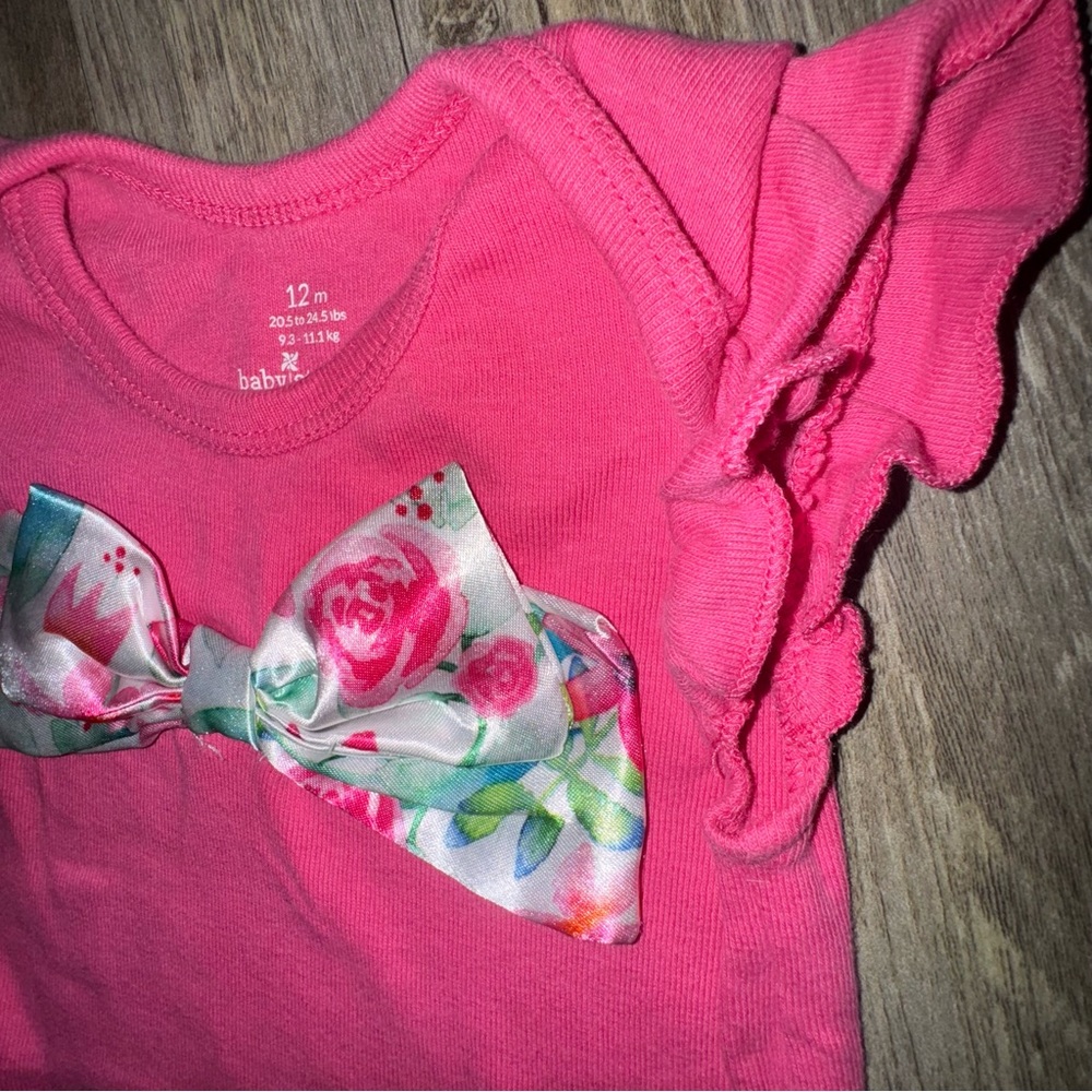 ☀️6/$20☀️ Baby Starters Fuchsia Bow Onesie - Picture 6 of 8